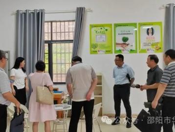 邵阳市人大来华龙实地调研
