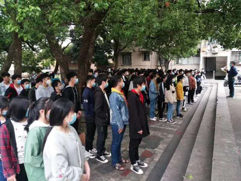 邵阳市华龙中学,邵阳中学教育,高中教育,师资雄厚,名优教师