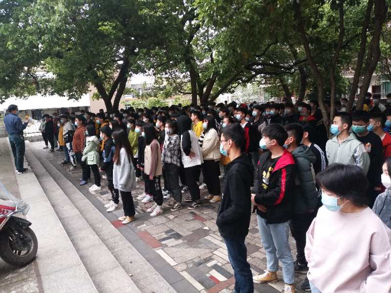 邵阳市华龙中学,邵阳中学教育,高中教育,师资雄厚,名优教师