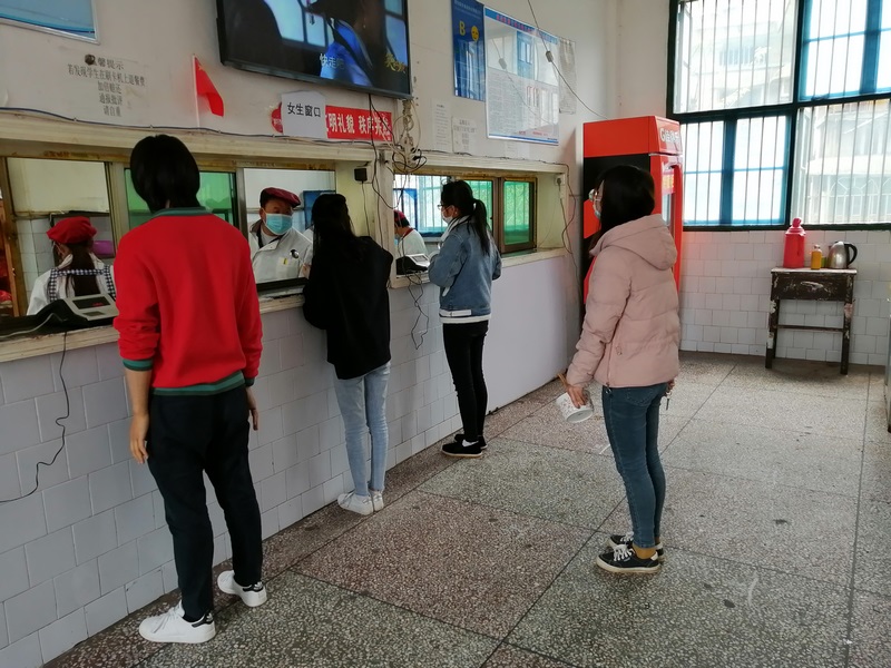 邵阳市华龙中学,邵阳中学教育,高中教育,师资雄厚,名优教师