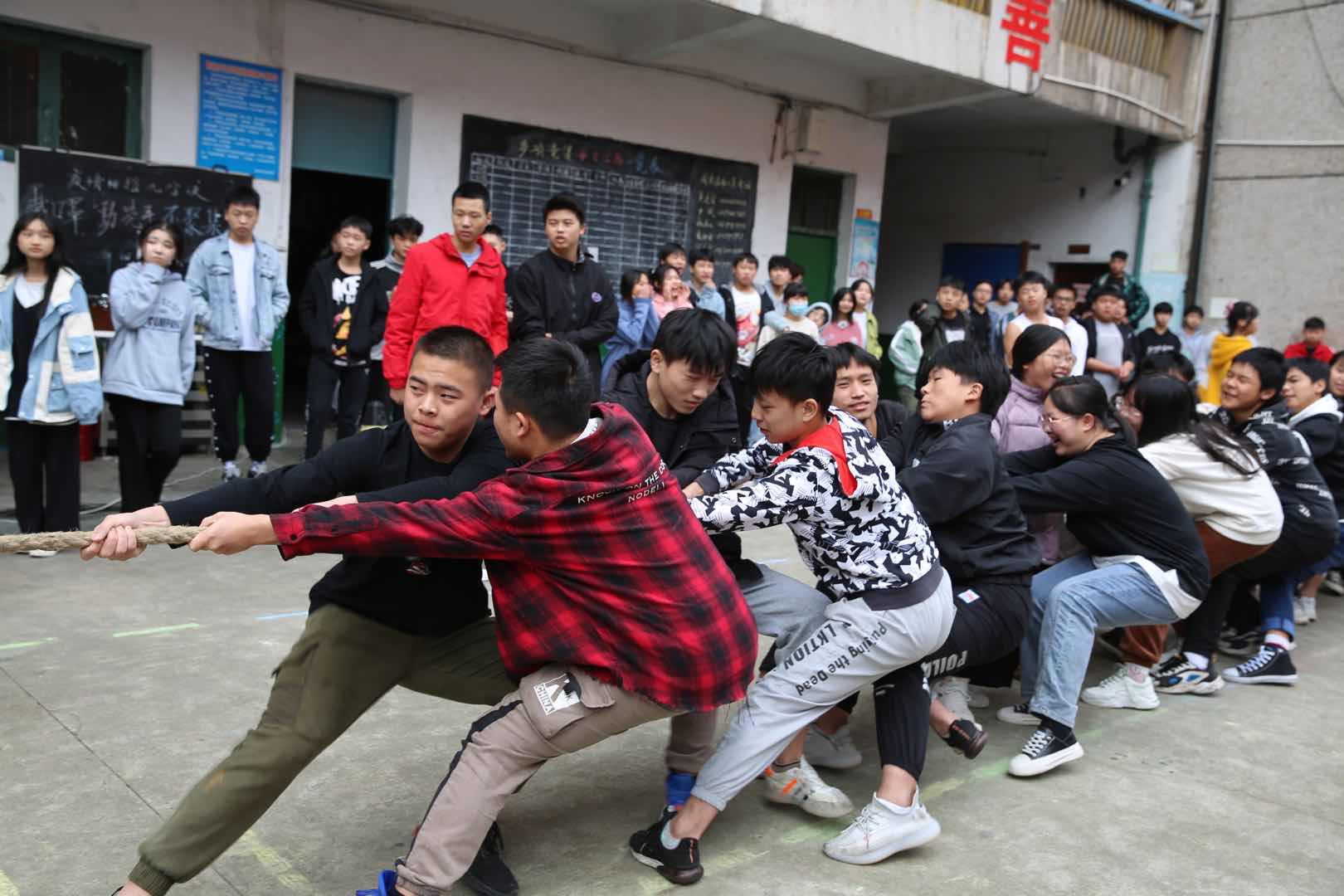 邵阳市华龙中学,邵阳中学教育,高中教育,师资雄厚,名优教师 邵阳市华龙中学,邵阳中学教育,高中教育,师资雄厚,名优教师
