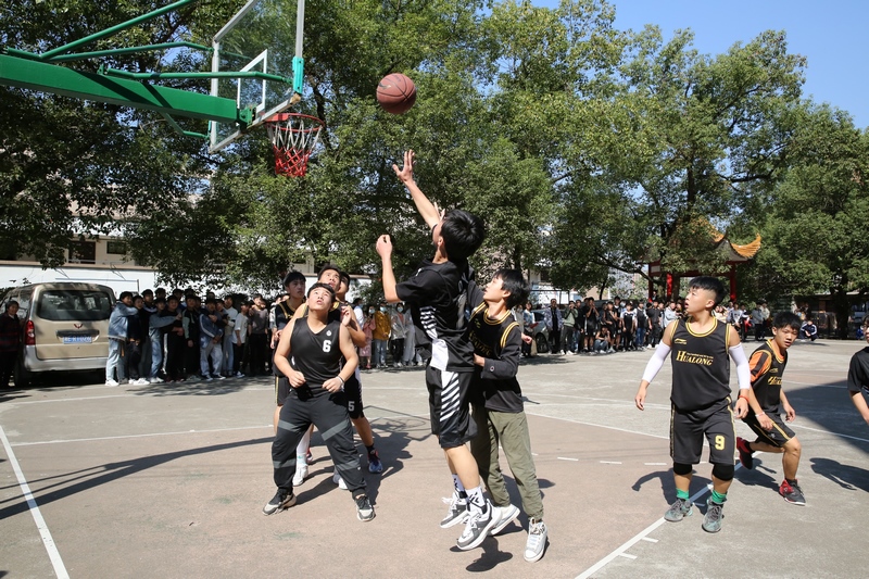 邵阳市华龙中学,邵阳中学教育,高中教育,师资雄厚,名优教师 邵阳市华龙中学,邵阳中学教育,高中教育,师资雄厚,名优教师